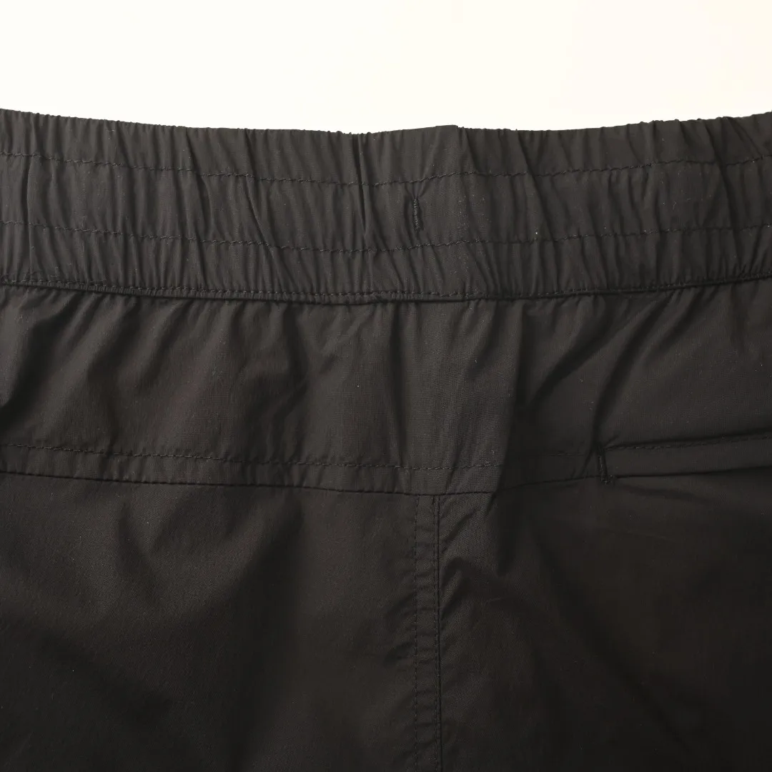 190 CANADA GOOSE CG ， ， ， ， ， ， 、 ， 。 3D ， 12 /cm²， 、 、 ， ； ， 。 ， 5mm ， 25% Rebound ， ， 。 5cm， ， ， 。 ， ， ， 。 Size：S-XL